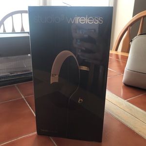 Beats studio 3 wireless headphones
